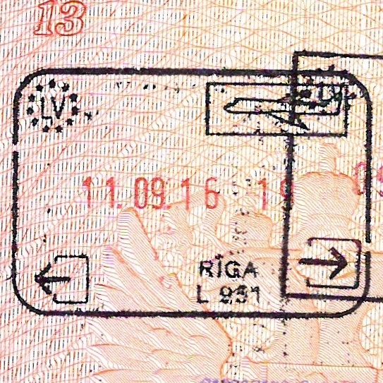 <Штамп: Латвийская Республика; Рига; L 951; 11.09.16, 19.>